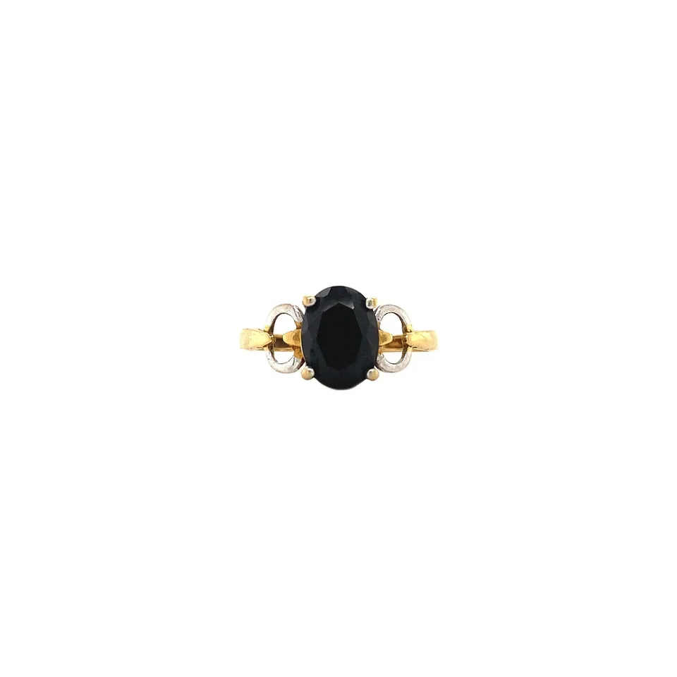 Vintage 18K Gold Ring with Cubic Zirconia