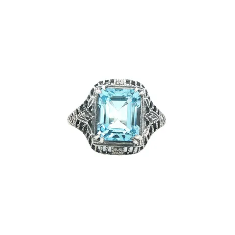 Vintage Sterling Silver Ring with Blue Topaz