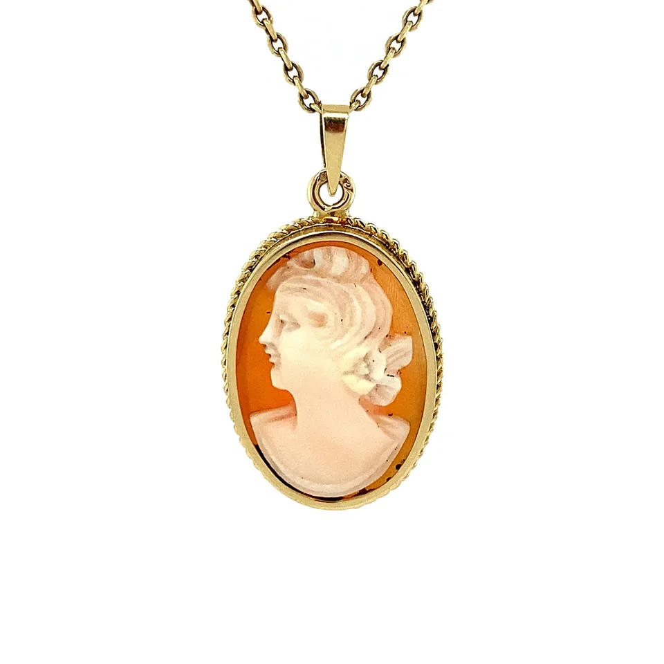 Vintage 14K Gold Pendant with Cameo