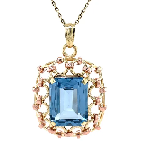 Vintage 14K Gold Pendant with Spinel