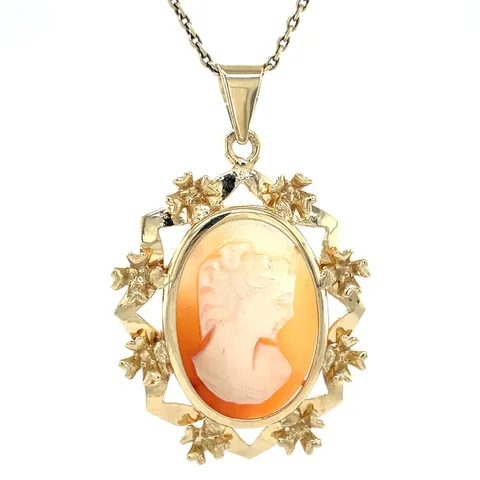 Vintage 14K Gold Pendant with Cameo