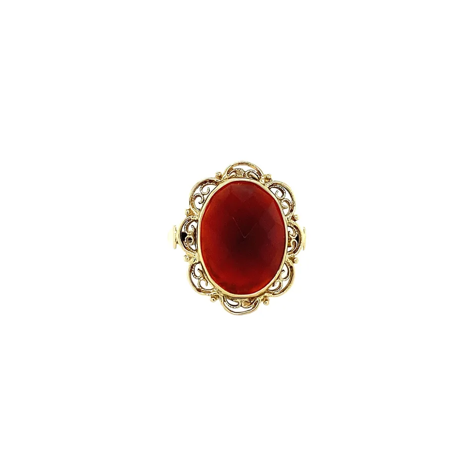 Vintage 14K Gold Ring with Carnelian
