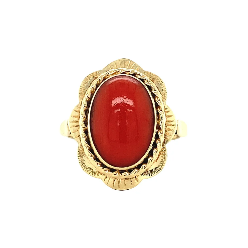 Vintage 14K Gold Ring with Red Coral