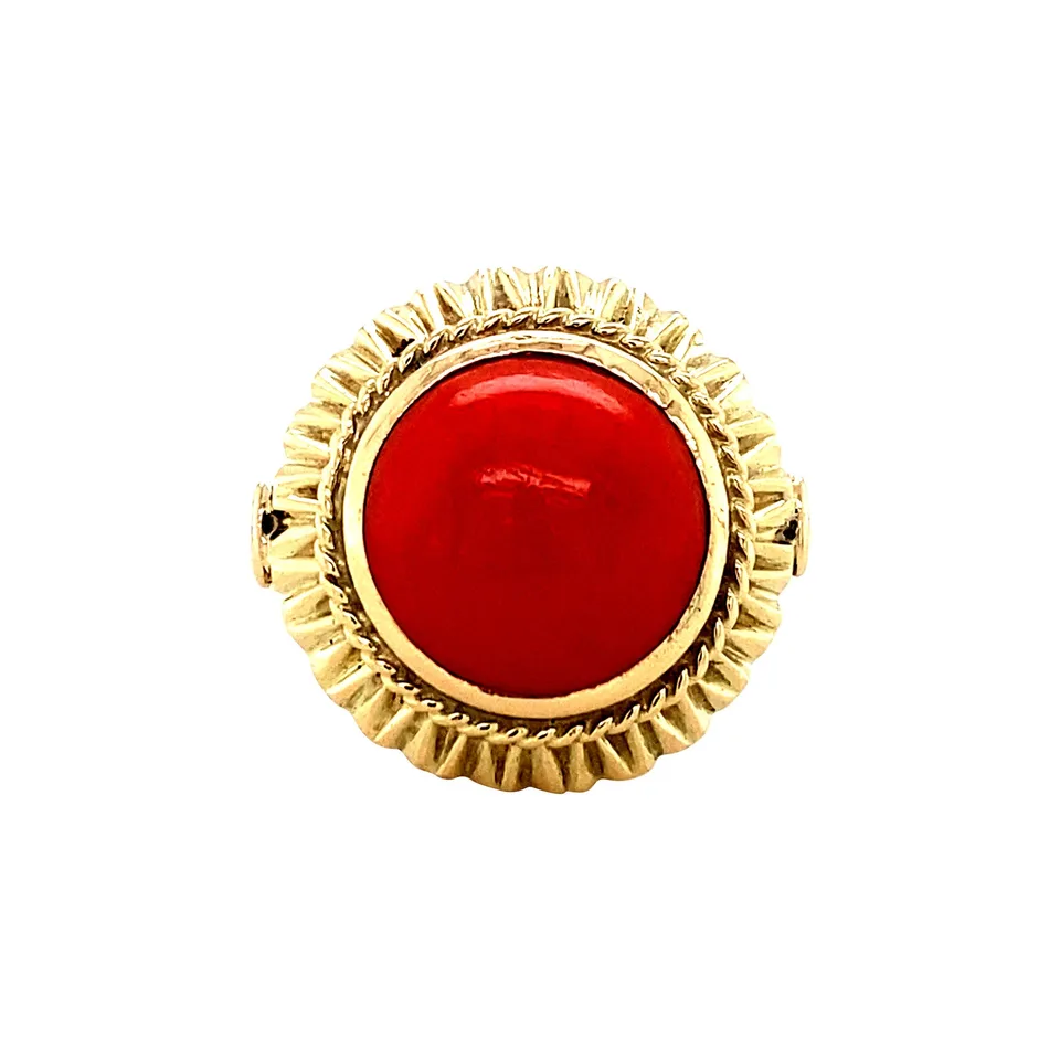 Vintage 14K Gold Ring with Red Coral
