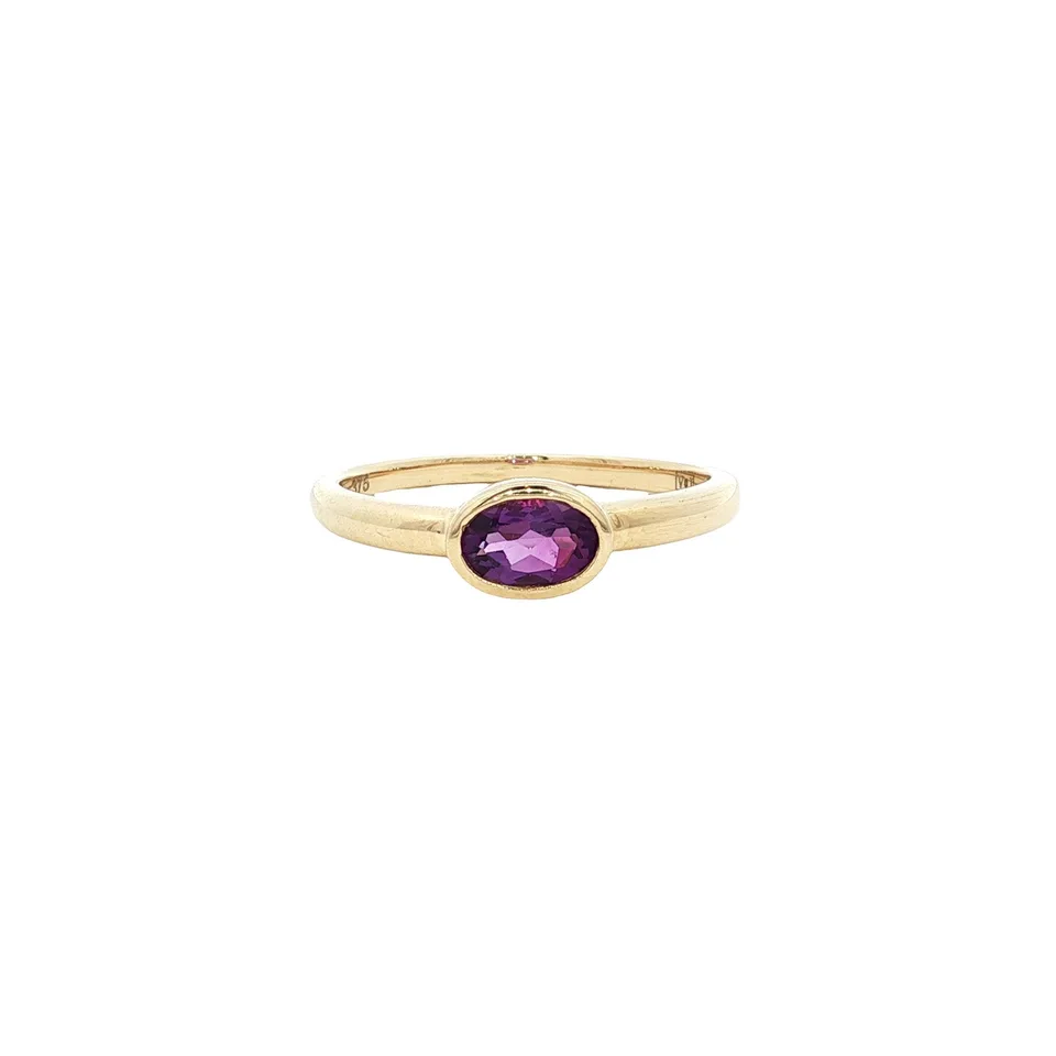 Vintage 9K Gold Ring with Amethyst