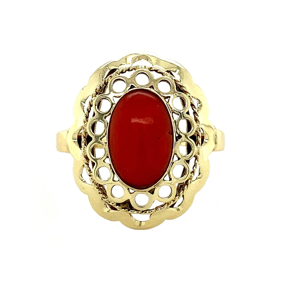 Vintage 14K Gold Ring with Red Coral