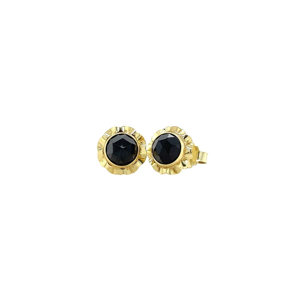 Vintage 14K Gold Stud Earrings with Garnet