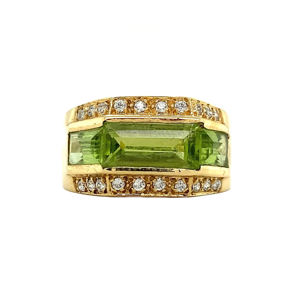 Vintage 18K Gold Ring with Peridot and Diamond