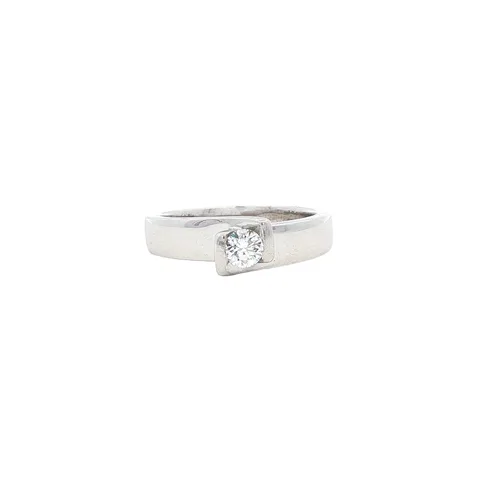 Vintage 14K White Gold Ring with Diamond
