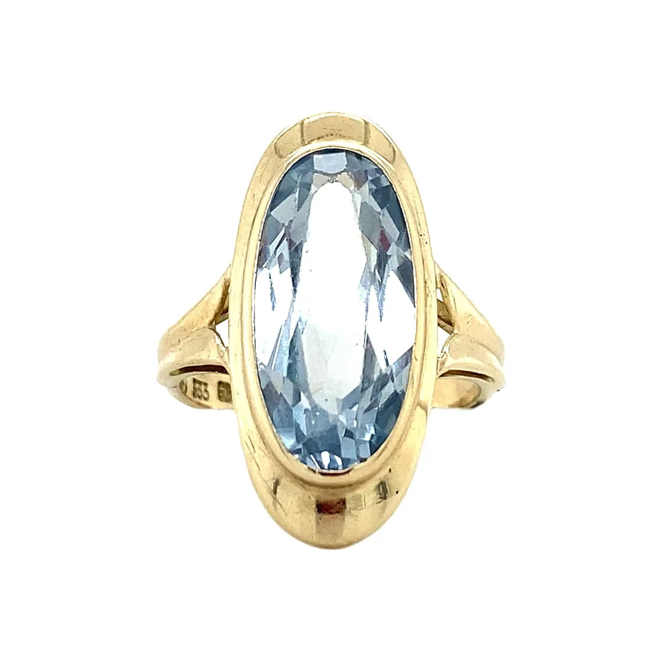 Vintage 8K Gold Ring with Spinel