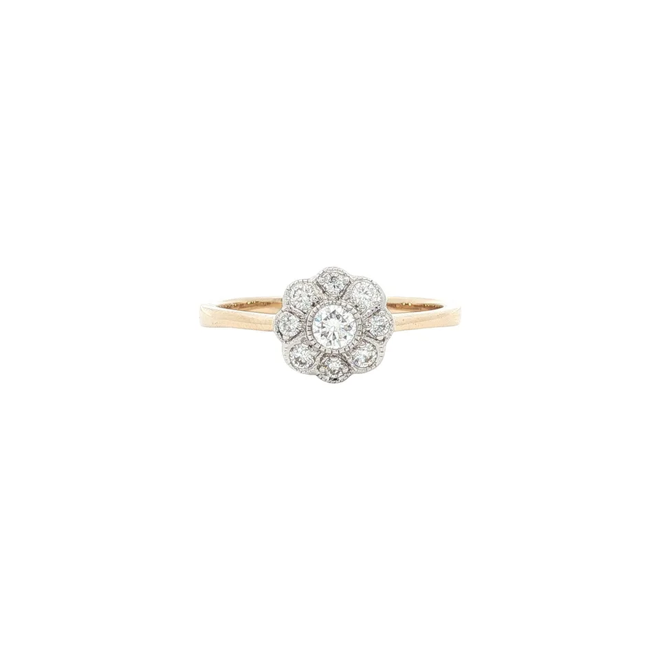 Vintage 14K Gold Ring with Diamond
