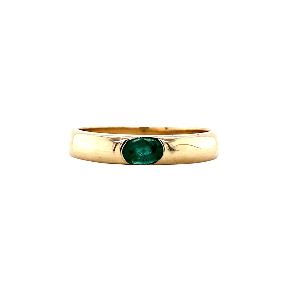 Vintage 14K Gold Ring with Emerald