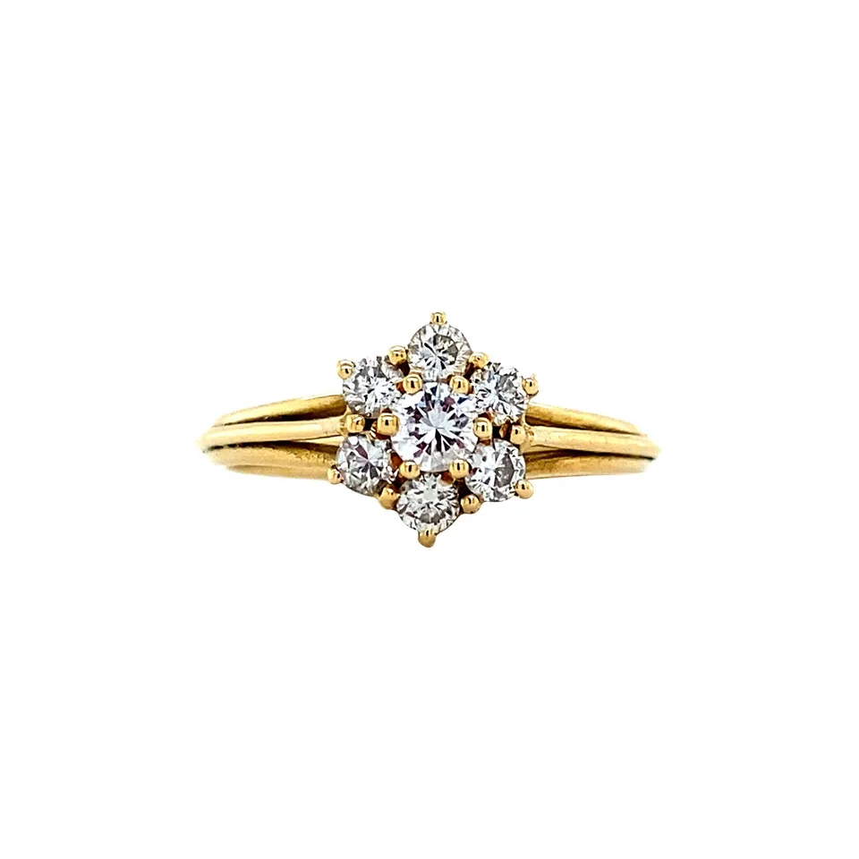 Vintage 18K Gold Ring with Diamond