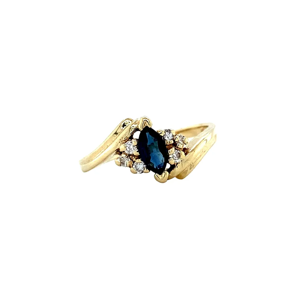 Vintage 14K Gold Ring with Sapphire and Diamond