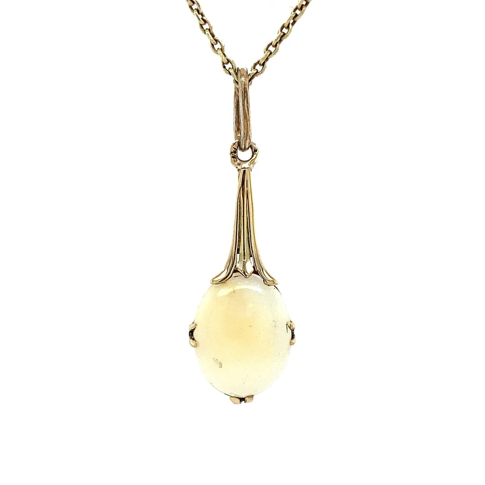 Vintage 14K Gold Pendant with Opal