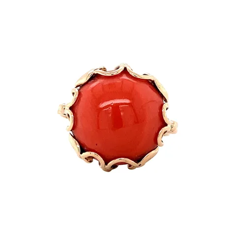 Vintage 14K Gold Ring with Red Coral