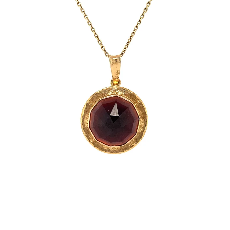 Vintage 14K Gold Pendant with Garnet