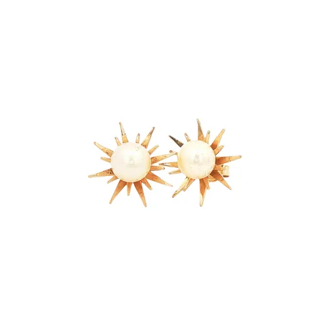 Vintage 18K Gold Stud Earrings with Pearl
