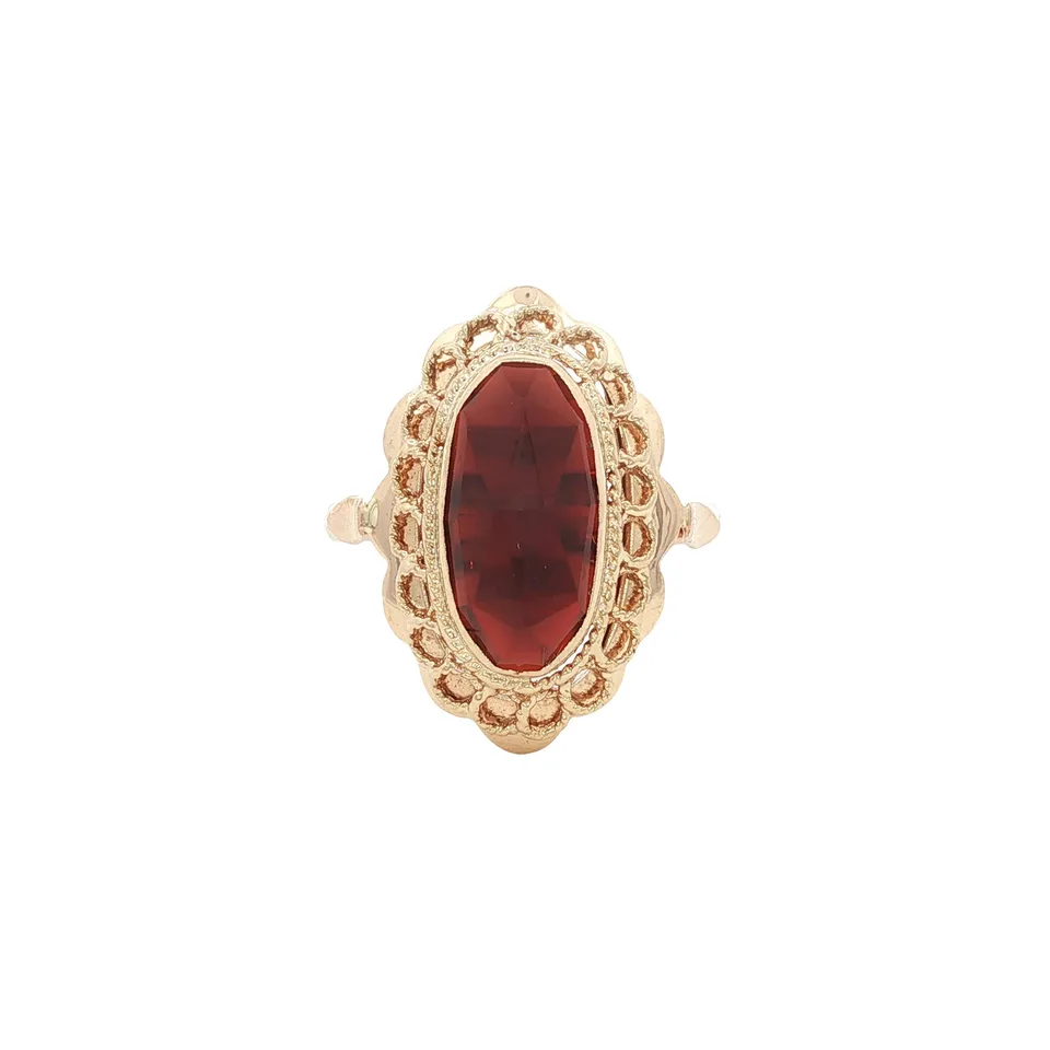 Vintage 14K Gold Ring with Garnet