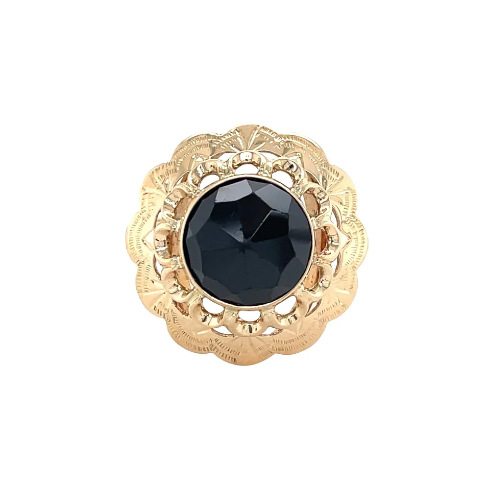 Vintage 14K Gold Ring with Garnet
