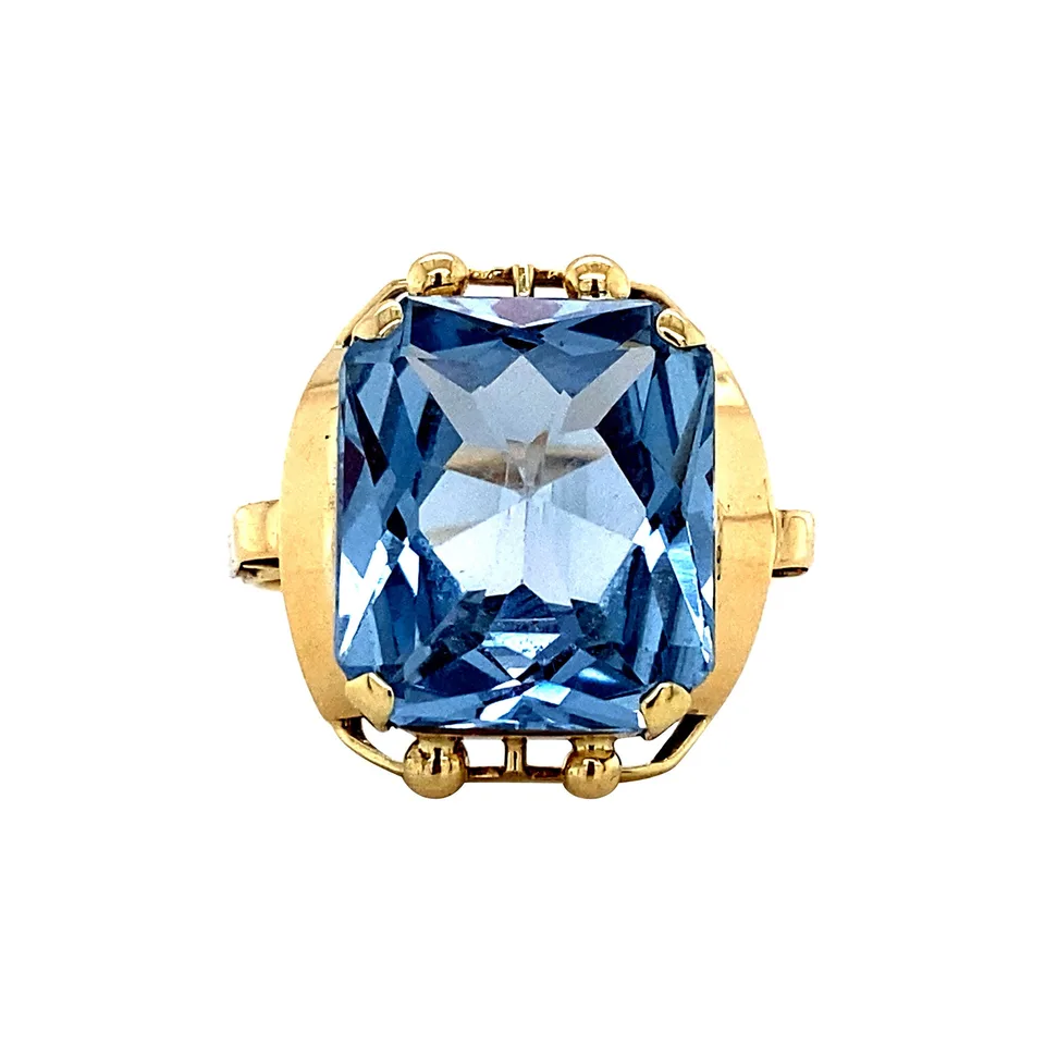 Vintage 14K Gold Ring with Blue Spinel