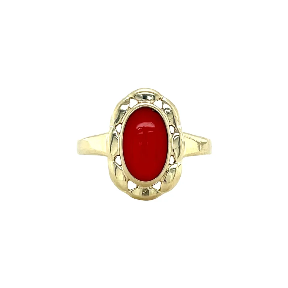 Vintage 14K Gold Ring with Red Coral