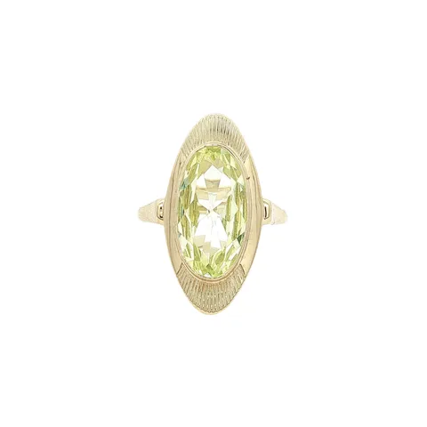 Vintage 14K Gold Ring with Spinel