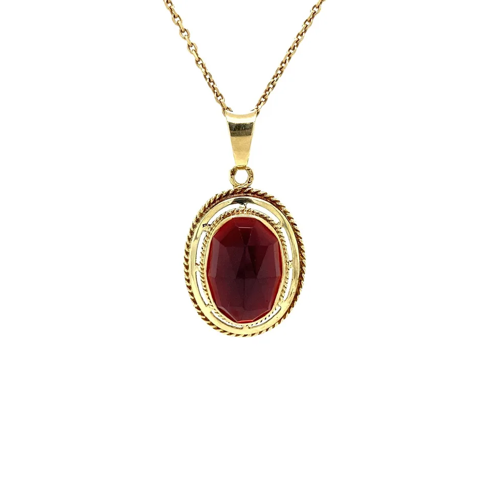 Vintage 14K Gold Pendant with Garnet