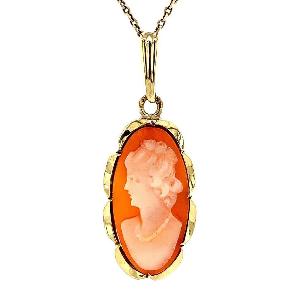 Vintage 14K Gold Pendant with Cameo