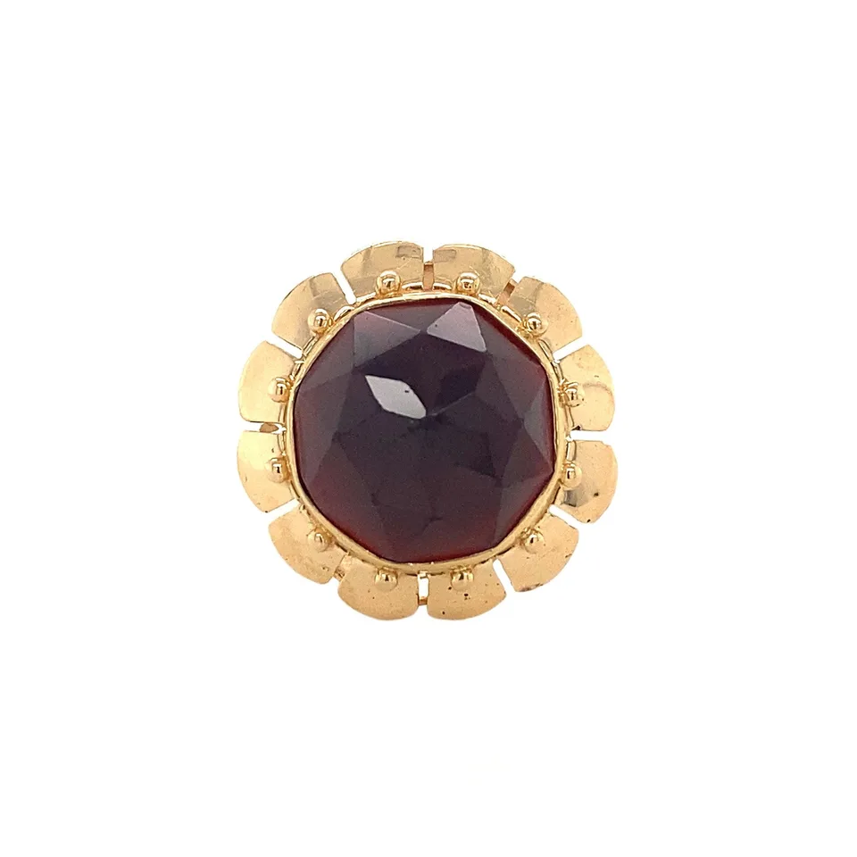 Vintage 14K Gold Ring with Garnet