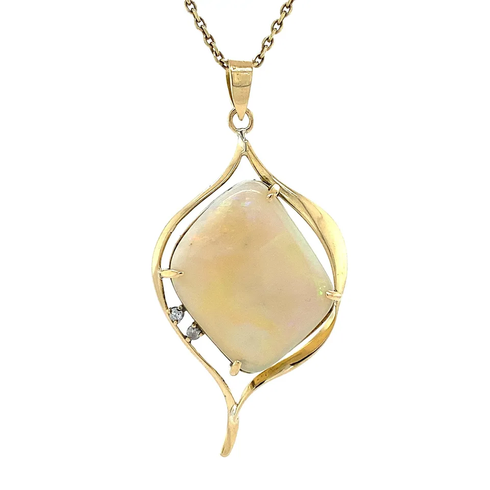 Vintage 14K Gold Pendant with Opal and Diamond