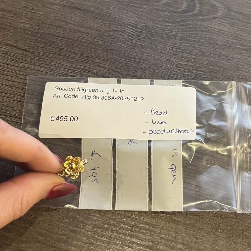 Vintage 14K Gold Filigree Ring