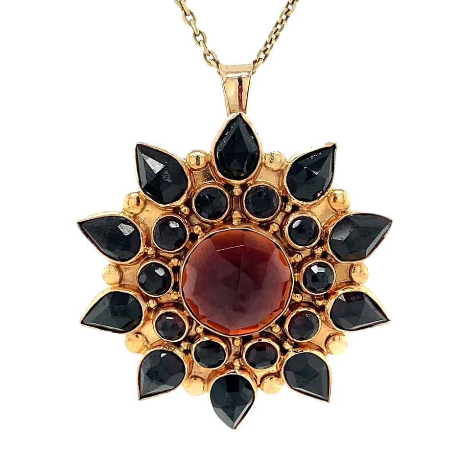 Vintage 14K Gold Cluster Pendant with Garnet
