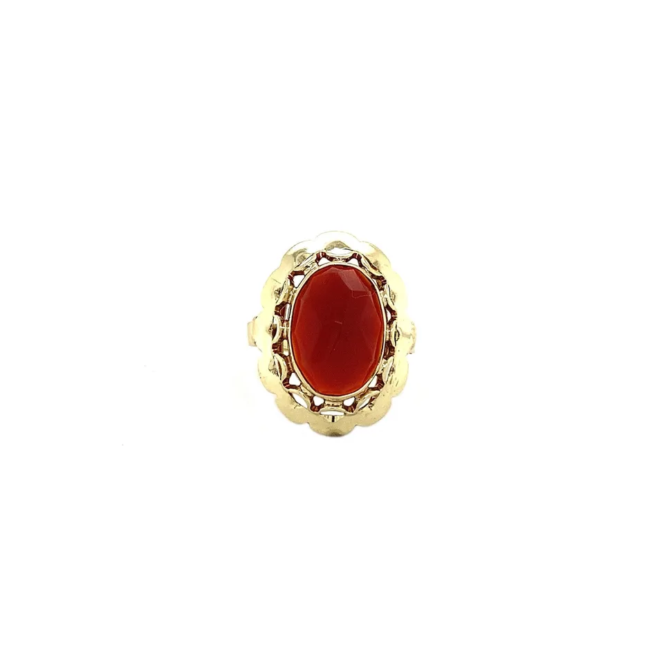 Vintage 14K Gold Ring with Carnelian