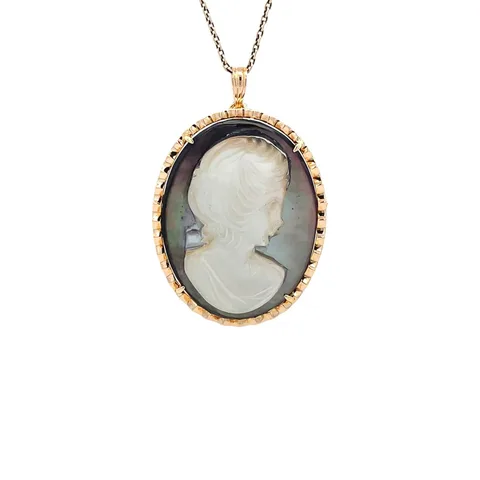 Vintage 14K Gold Pendant with Mother of Pearl Cameo