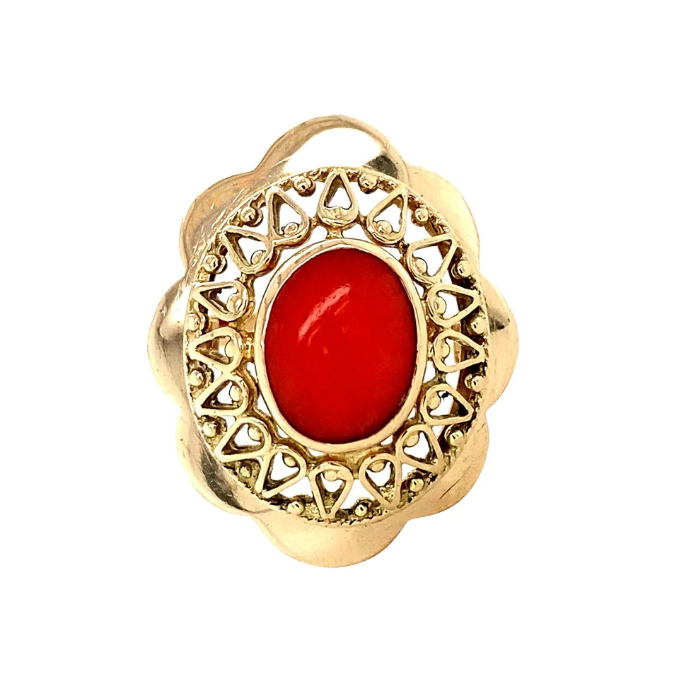 Vintage 14K Gold Ring with Red Coral