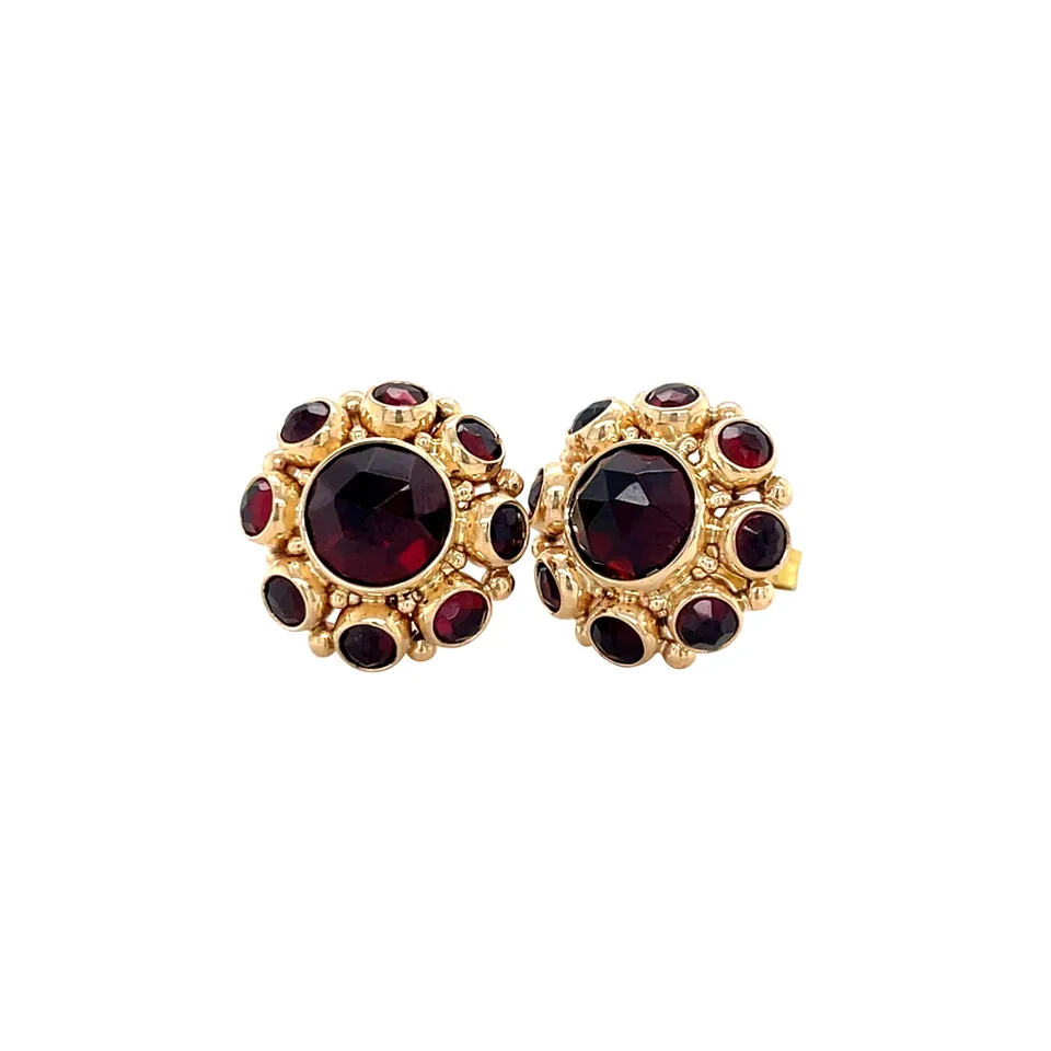 Vintage 14K Gold Cluster Stud Earrings with Garnet