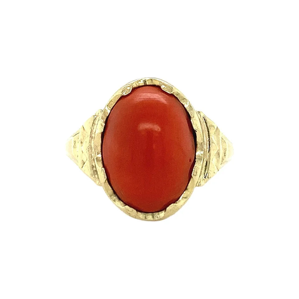 Vintage 14K Gold Ring with Red Coral