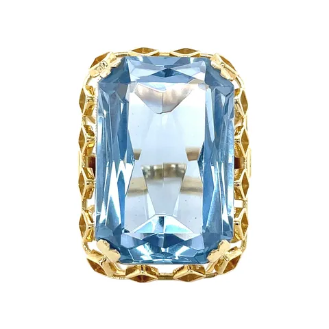 Vintage 14K Gold Ring with Spinel