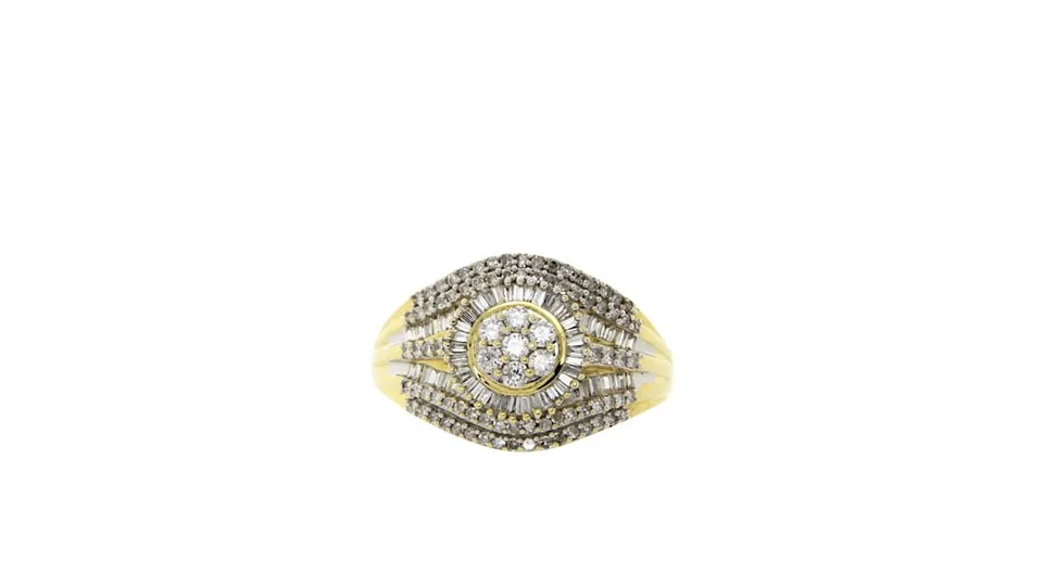 Vintage 14K Gold Ring with Diamond