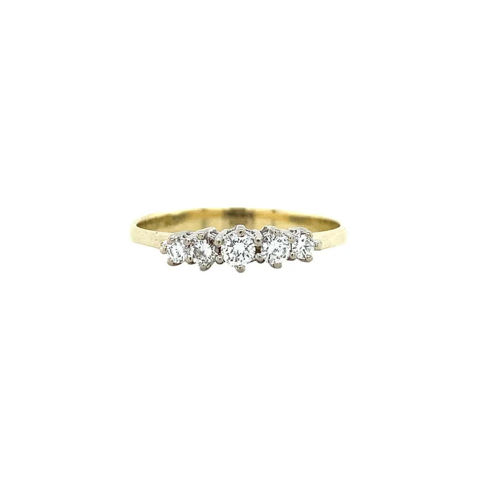 Vintage 14K Gold Ring with Diamond