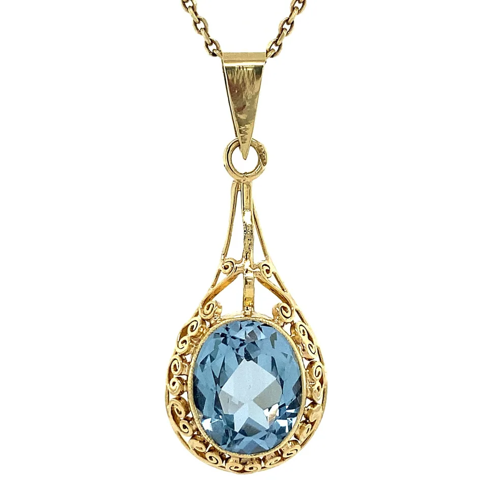 Vintage 14K Gold Pendant with Spinel