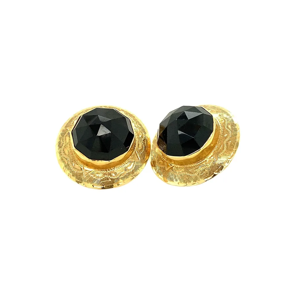 Vintage 14K Gold Earrings with Garnet