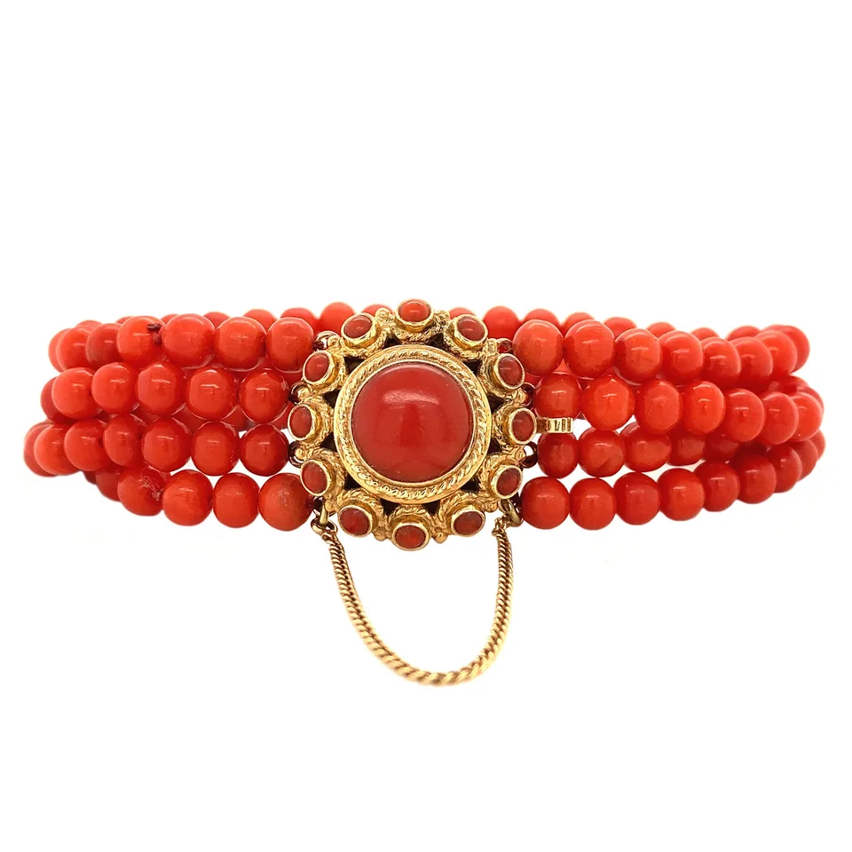 Vintage Red Coral Bracelet with 14K Gold Decorative Clasp 18 cm