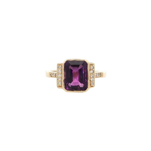 Vintage 14K Gold Ring with Amethyst and Diamond
