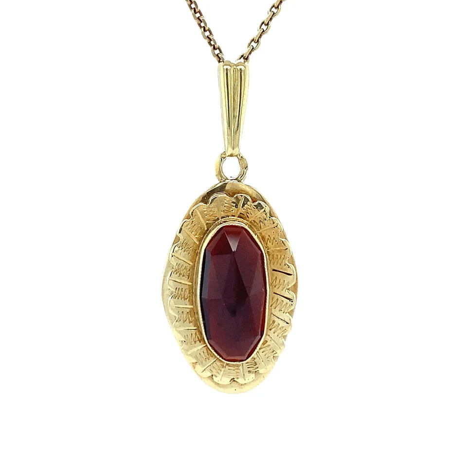 Vintage 14K Gold Pendant with Garnet