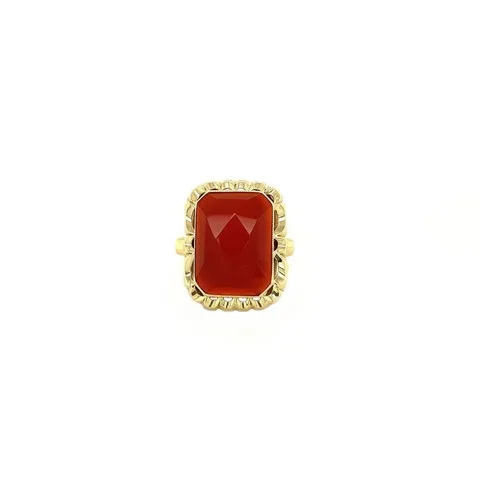 Vintage 14K Gold Ring with Carnelian
