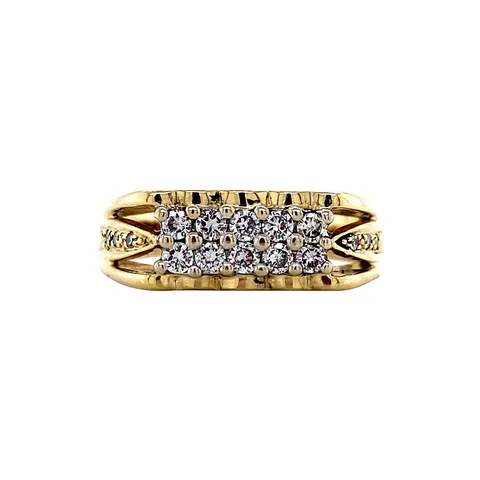 Vintage 14K Gold Ring with Diamond