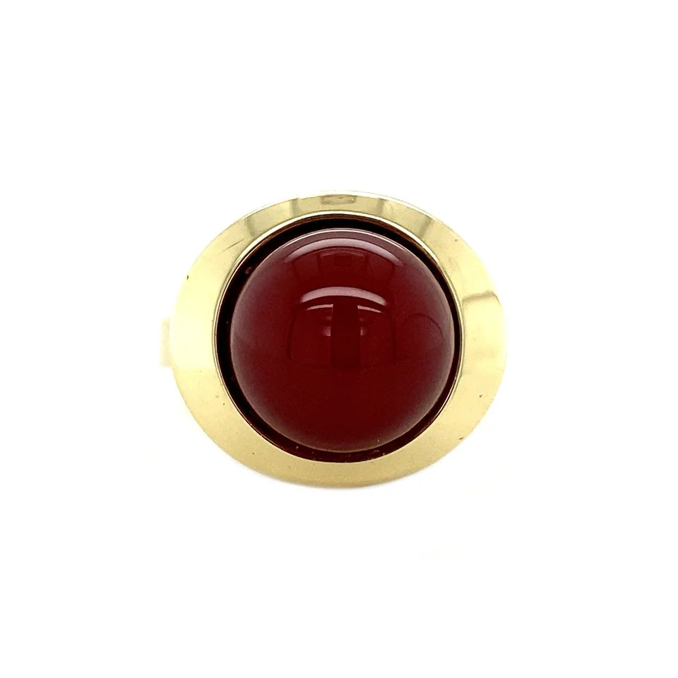 Vintage 14K Gold Ring with Carnelian