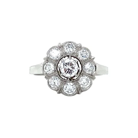 Vintage White Gold Cluster Ring with Diamond